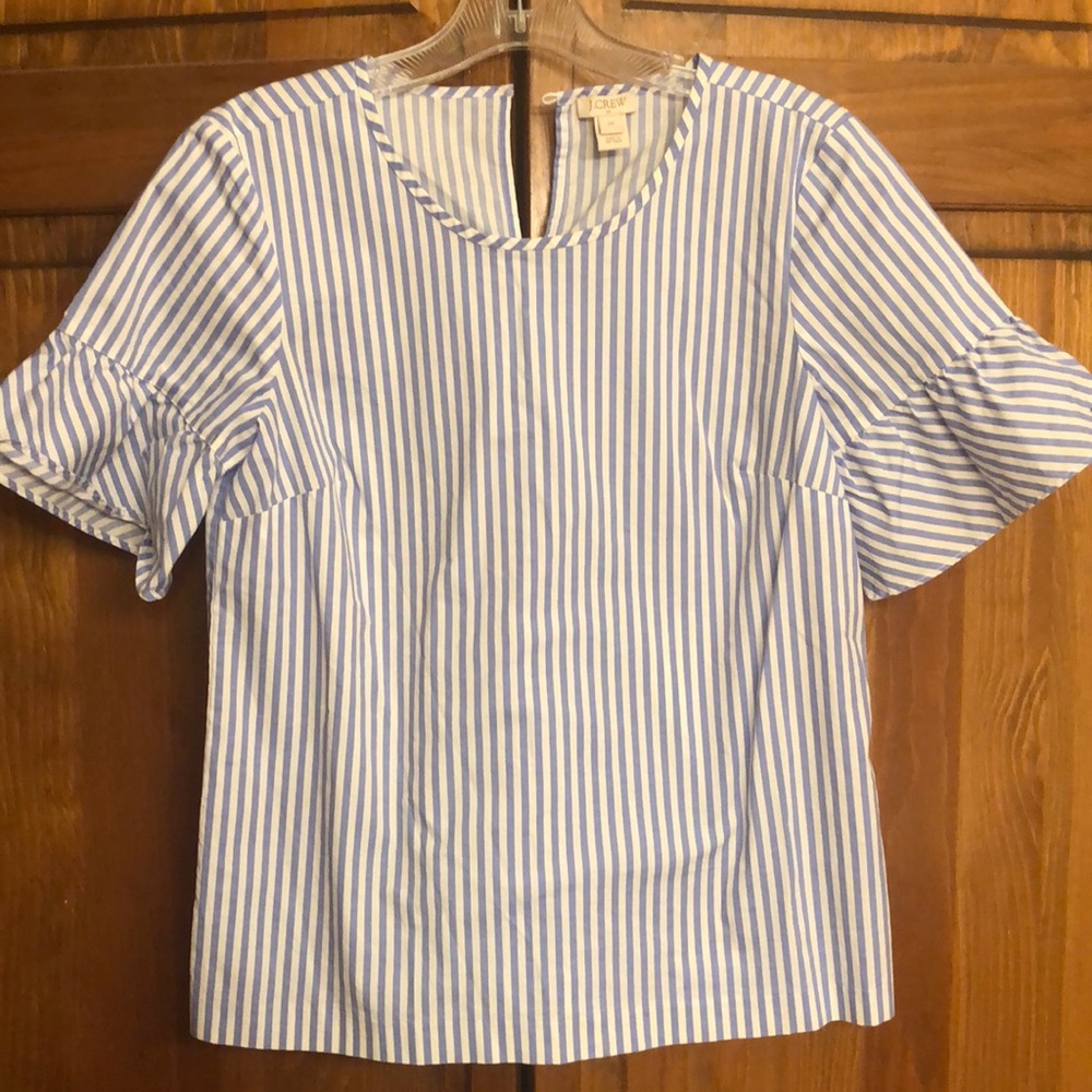 Adorable striped blouse